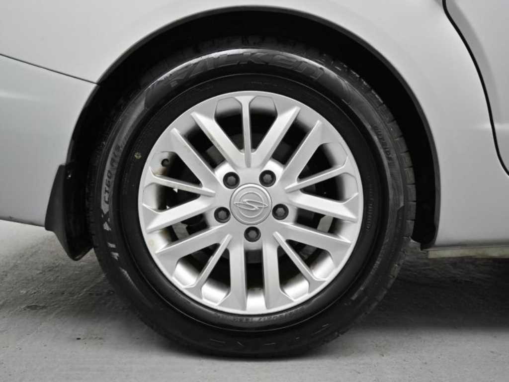 Ssangyong Korando - Vista 5