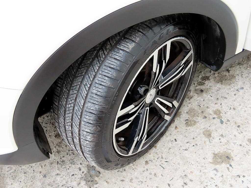 Ssangyong Tivoli 2016 Blanco - Importación desde Corea - HF Imports Iquique - Foto 20