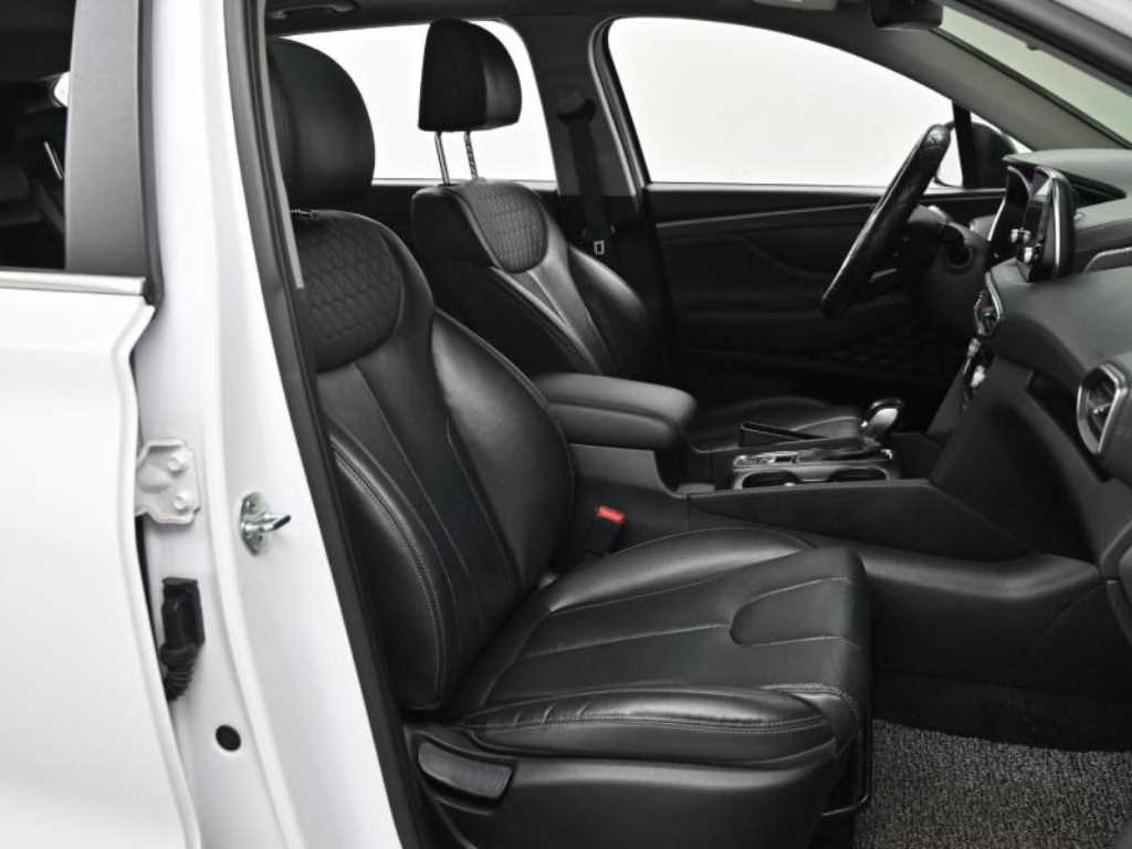 HYUNDAI Santa Fe - Vista 10