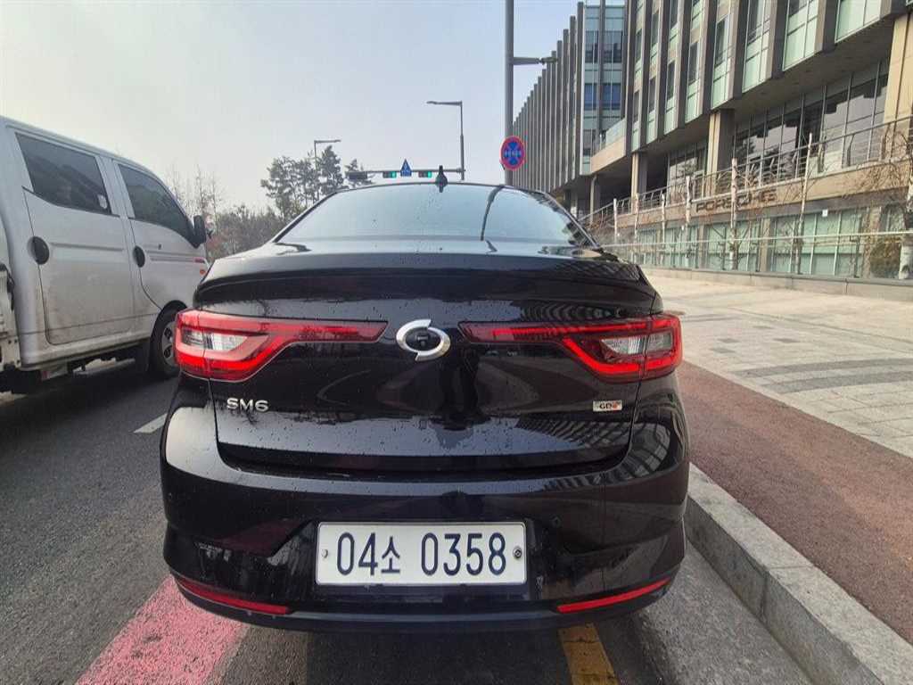 SAMSUNG SM6 - Vista 3