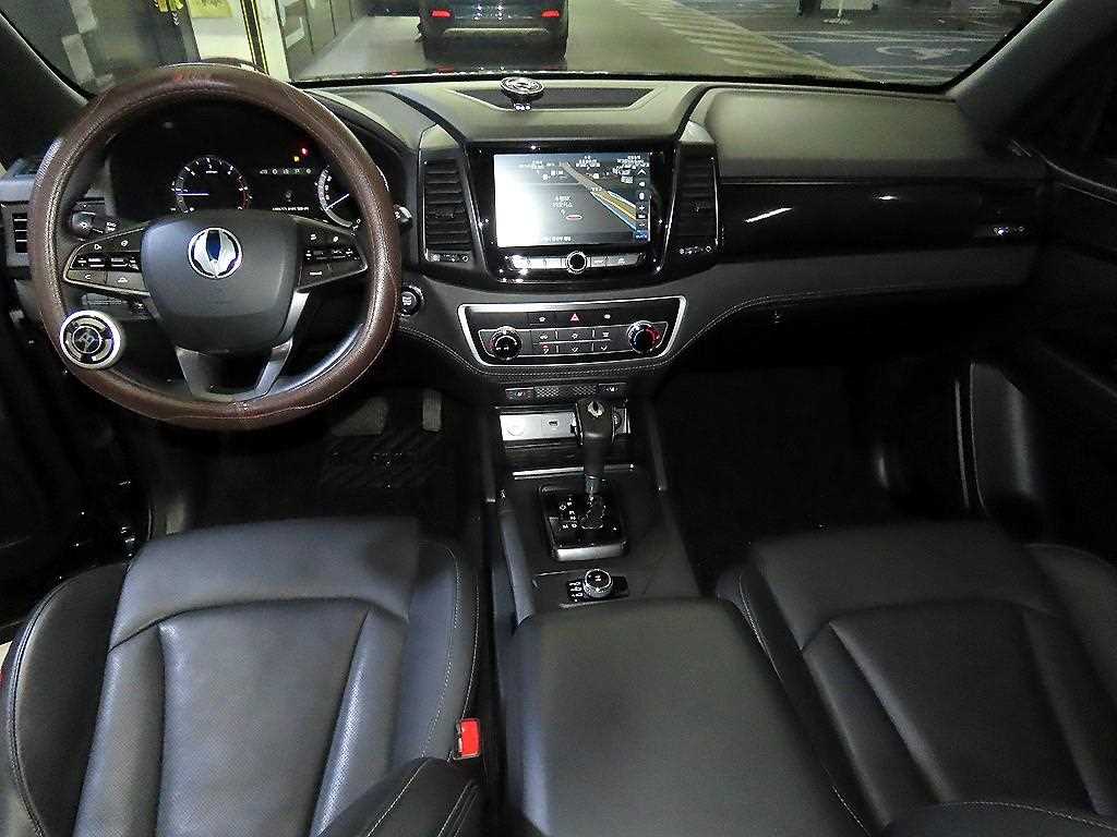 Ssangyong Rexton - Vista 10