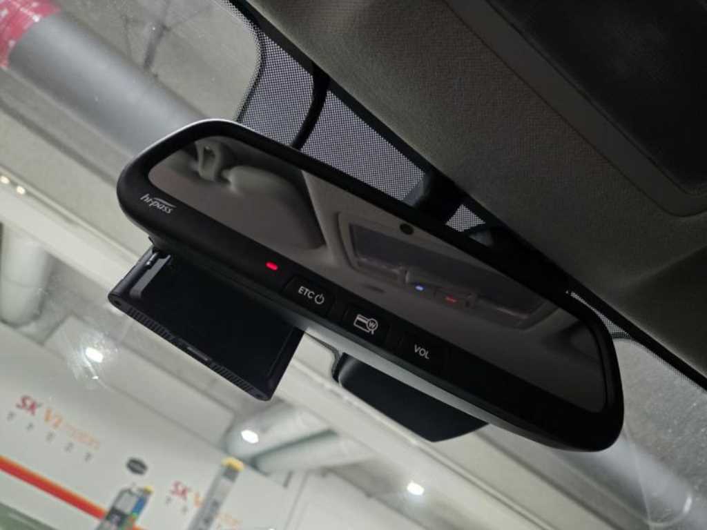 HYUNDAI Venue - Vista 3