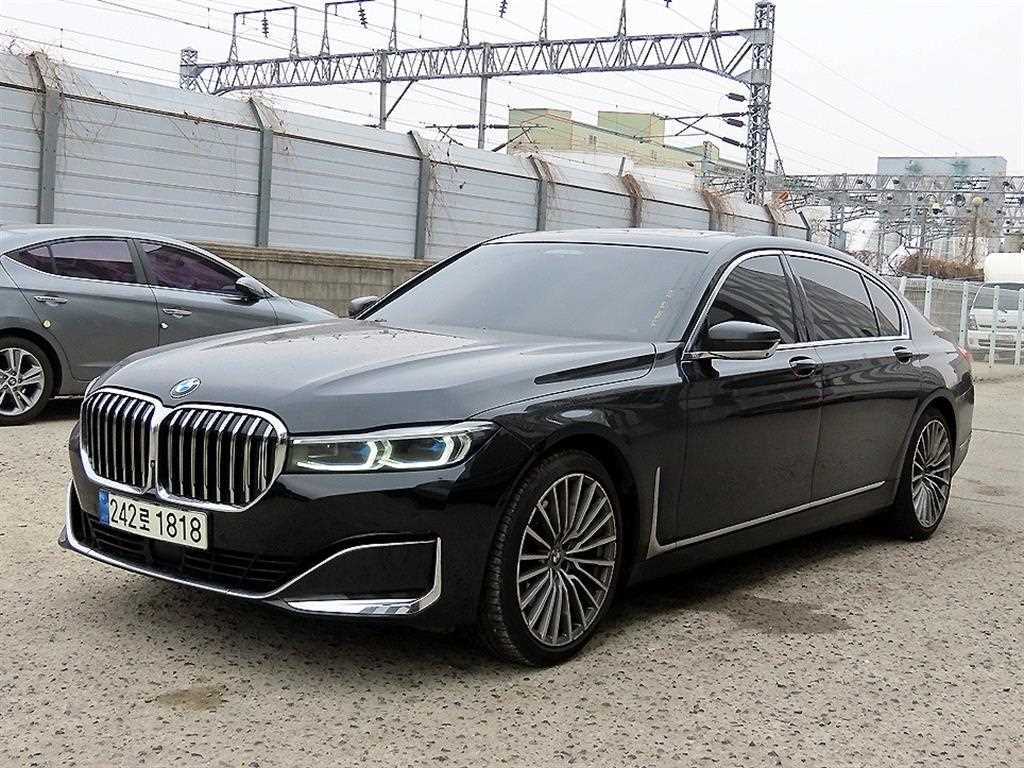 BMW 7 Series - Vista 2