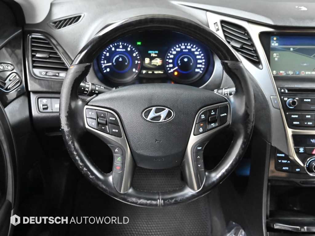 HYUNDAI Grandeur 2014 Negro - Importación desde Corea - HF Imports Iquique - Foto 13