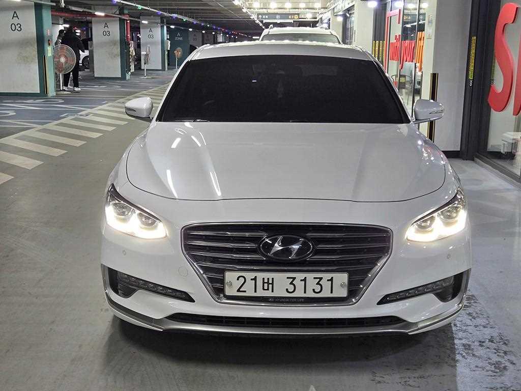 HYUNDAI Grandeur - Vista 2