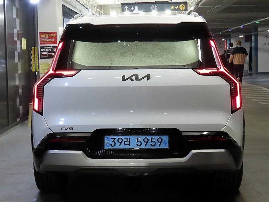 KIA EV9 - Vista 5