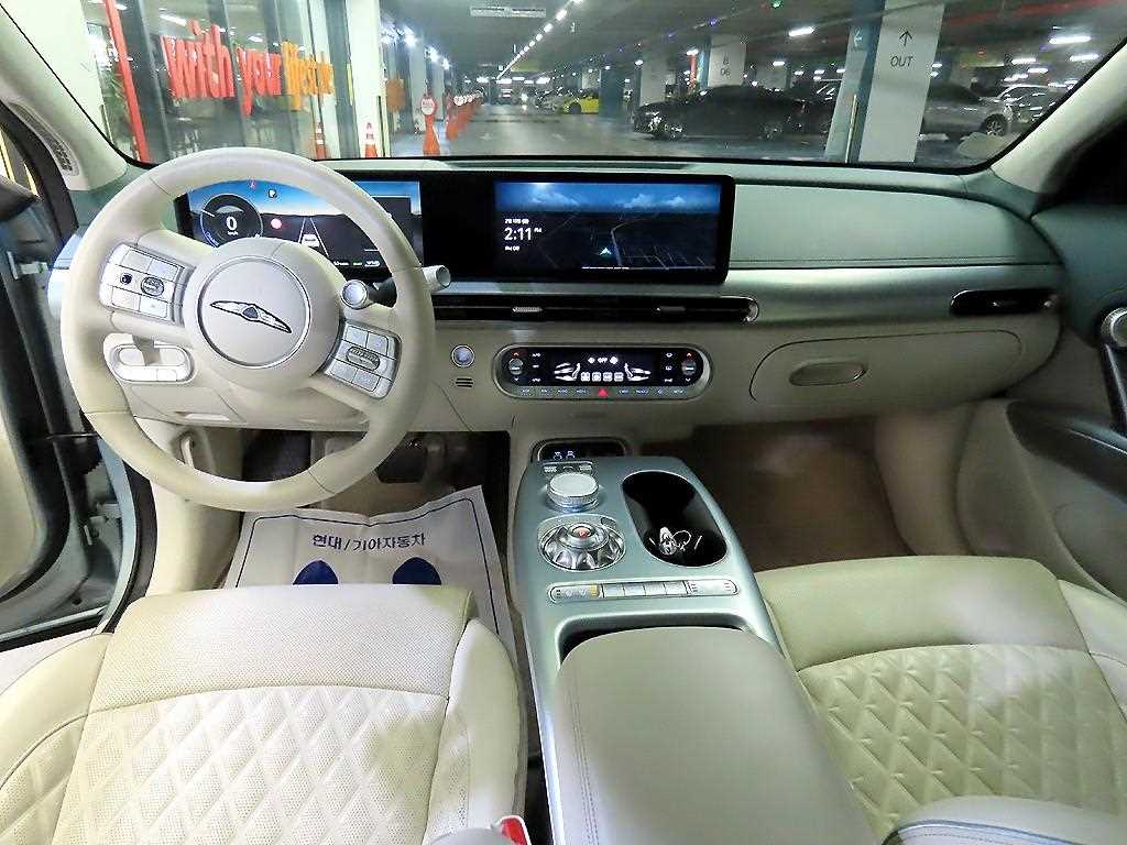 Genesis GV60 - Vista 10