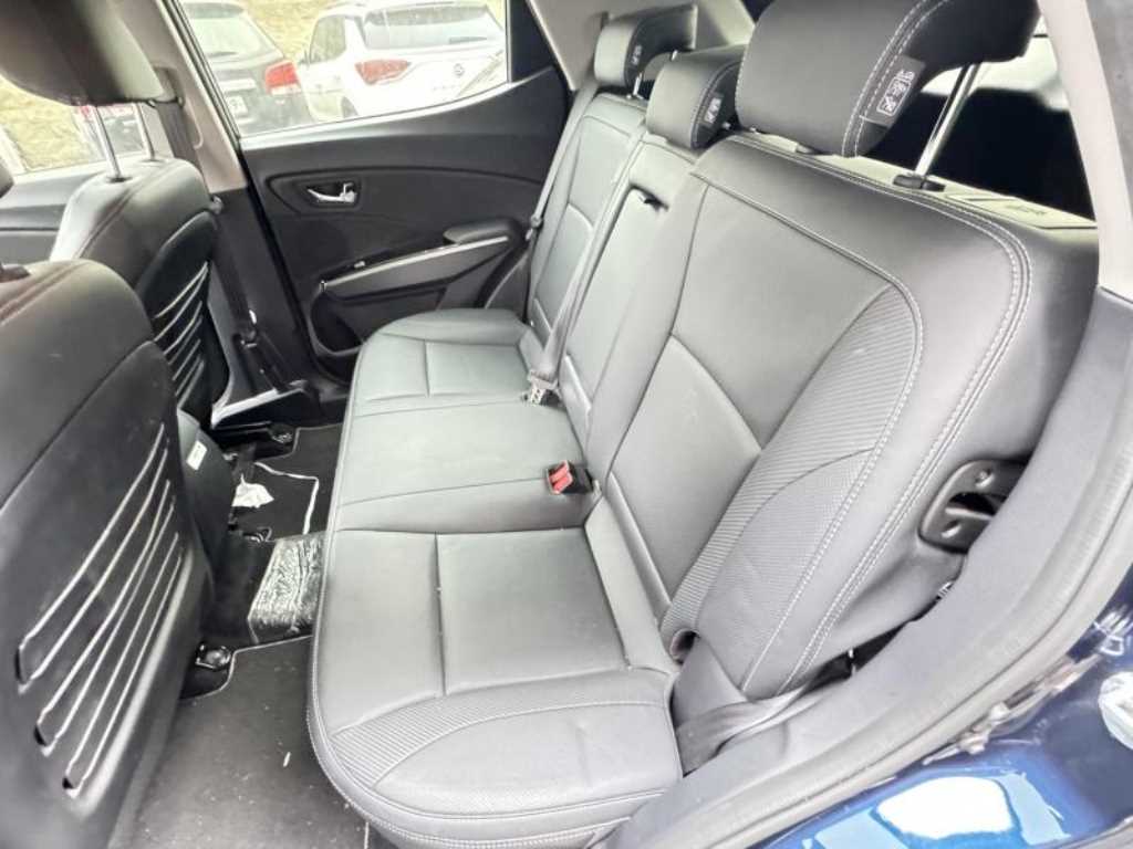 Ssangyong Tivoli - Vista 11