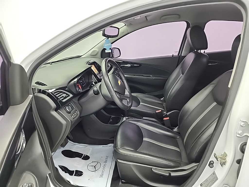 Chevrolet Spark - Vista 11