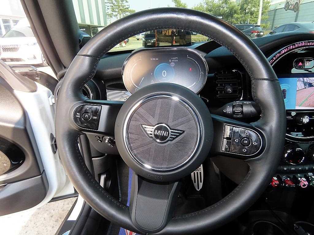 Mini Cooper Convertible - Vista 12