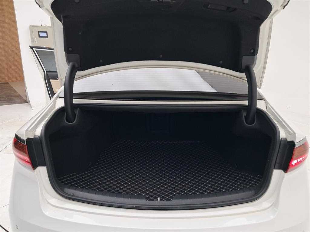 KIA K7 2018 Blanco - Importación desde Corea - HF Imports Iquique - Foto 18