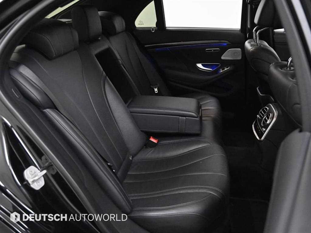 Mercedes Benz S Class - Vista 12