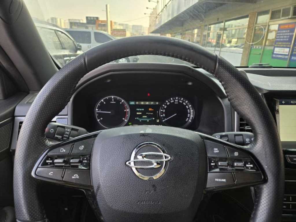 Ssangyong Rexton - Vista 8