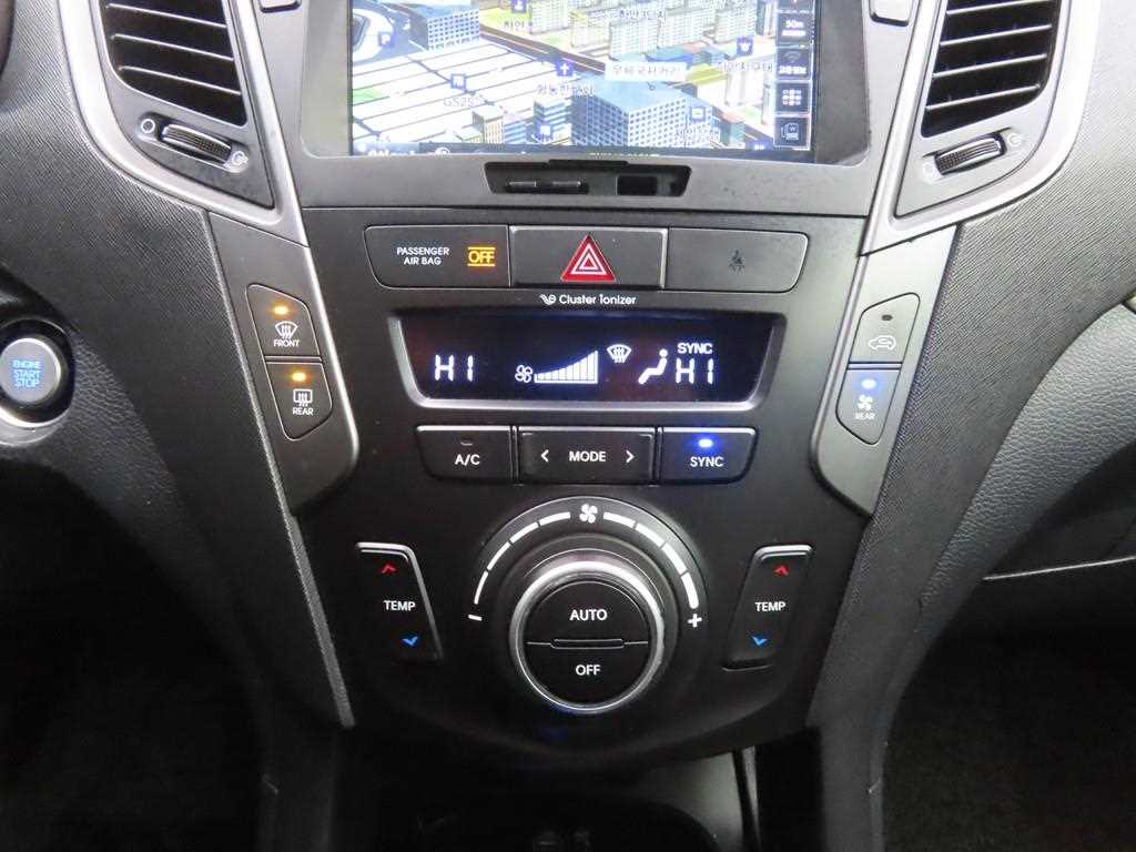 HYUNDAI Maxcruz - Vista 12