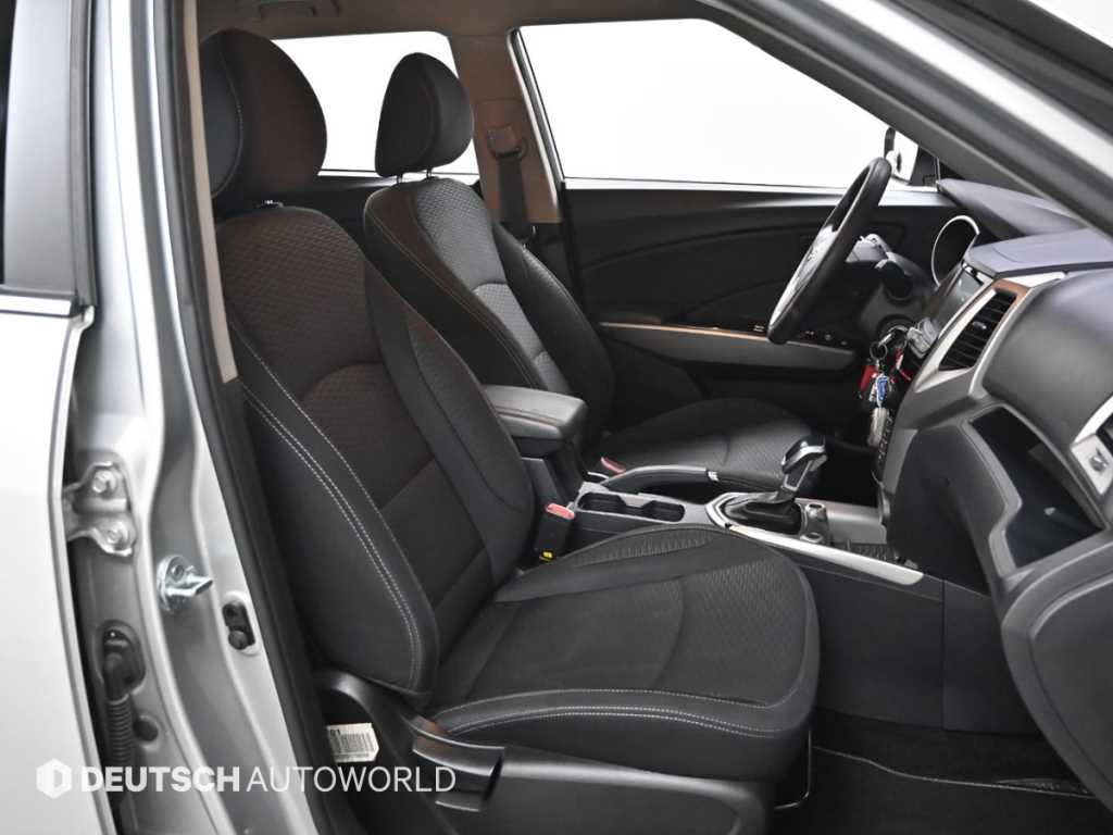 Ssangyong Tivoli - Vista 10