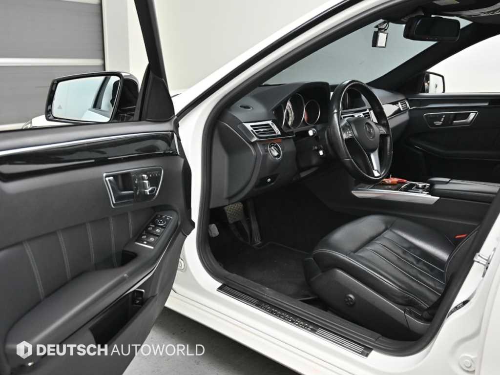 Mercedes Benz E class - Vista 11