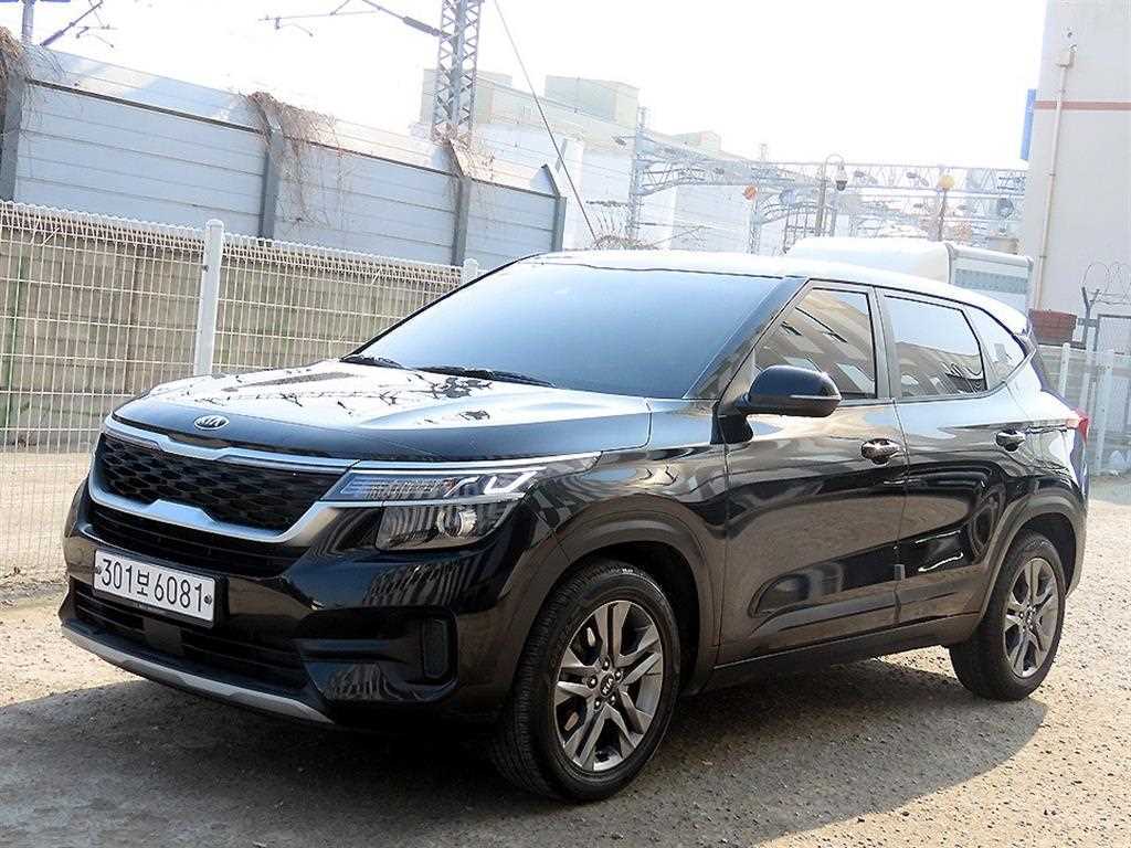 KIA Seltos - Vista 2