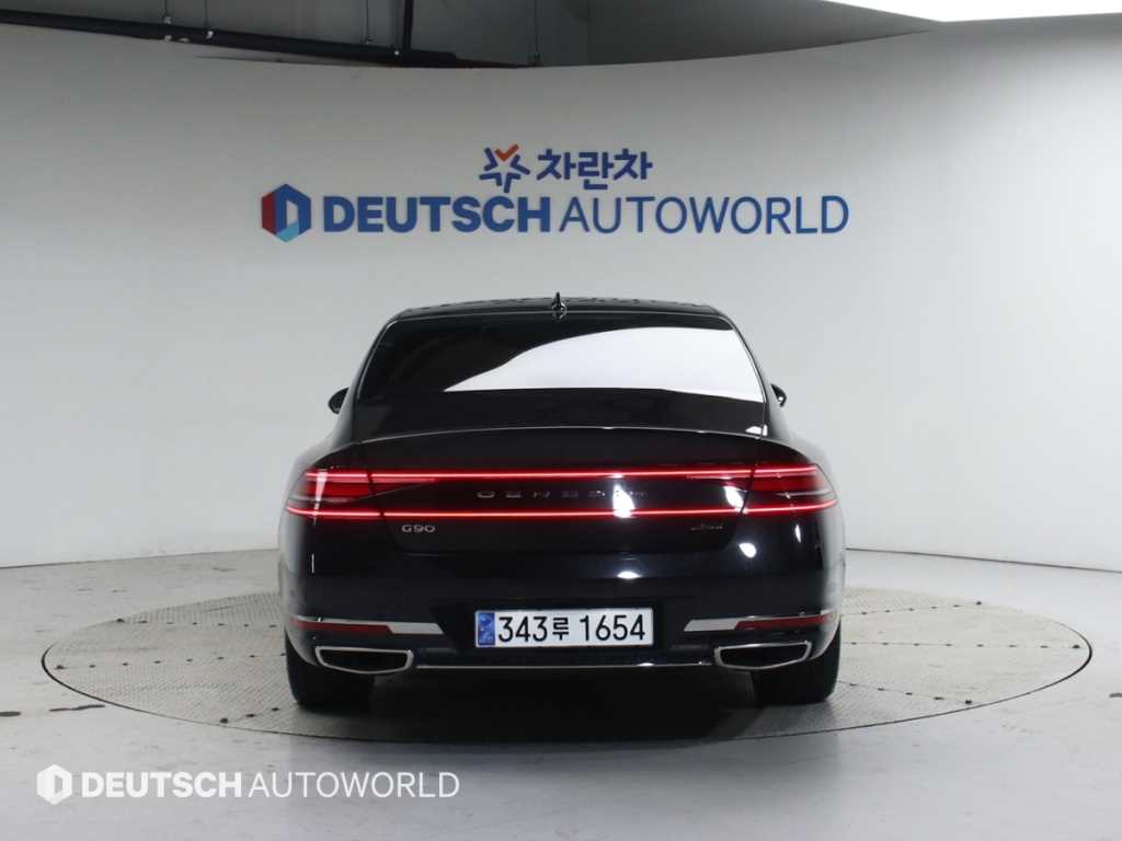 Genesis G90 - Vista 4