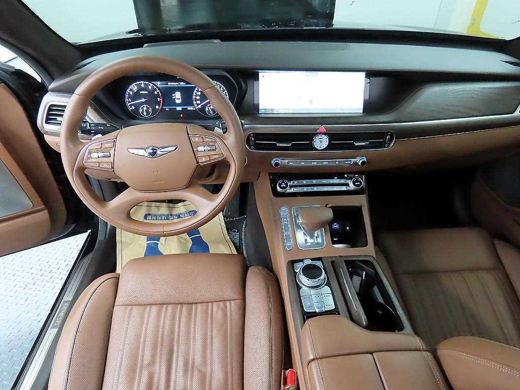 Genesis G90 - Vista 7