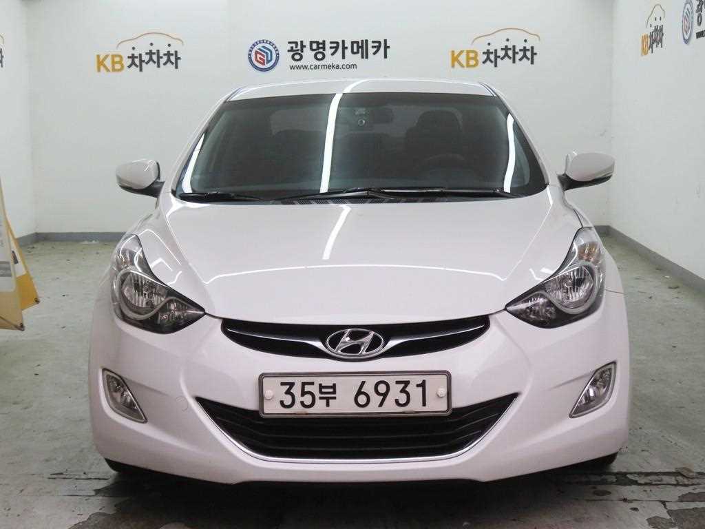 HYUNDAI Avante 2012 - Importación desde Corea - HF Imports Iquique - Foto 1