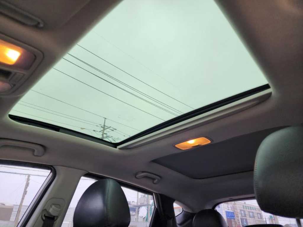 HYUNDAI Tucson - Vista 6