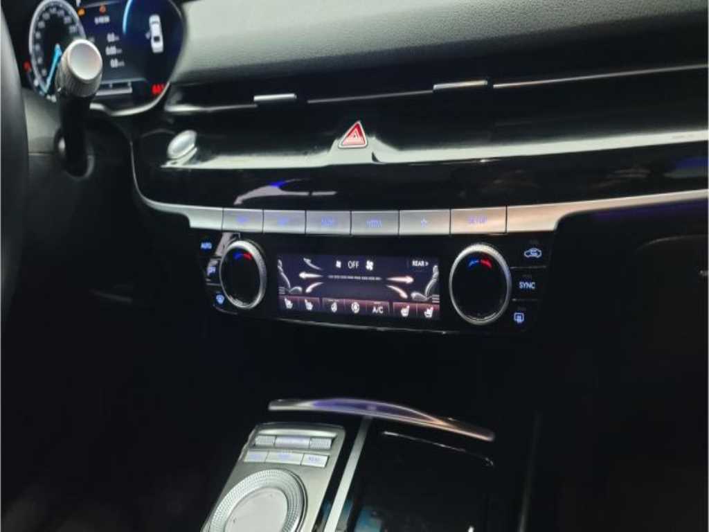 Genesis G80 - Vista 11