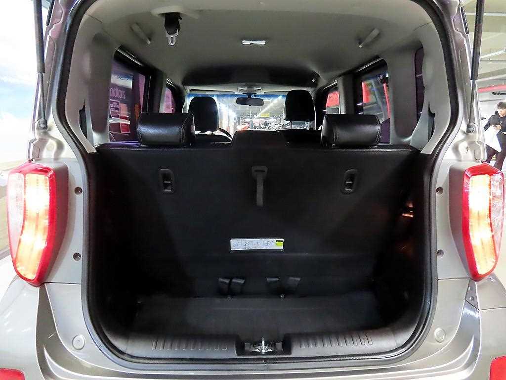 KIA Ray 2016 Gris - Importación desde Corea - HF Imports Iquique - Foto 17