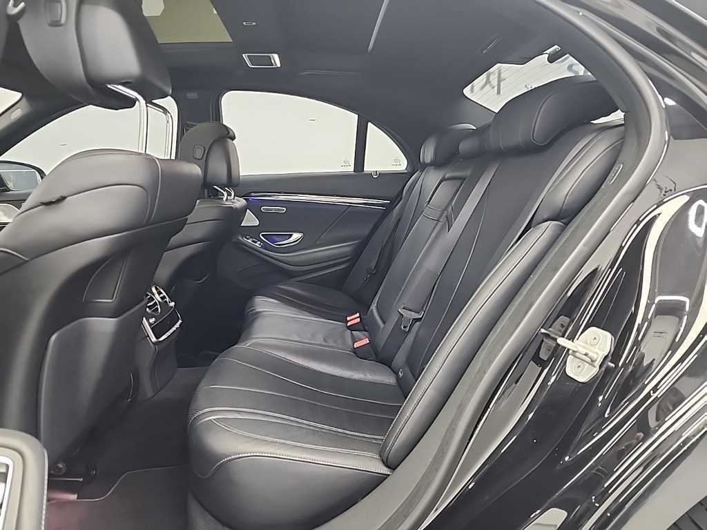 Mercedes Benz S Class - Vista 12