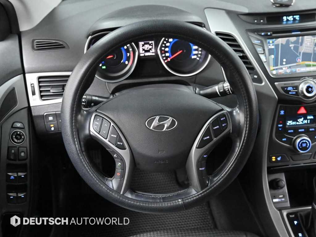 HYUNDAI Avante 2014 Blanco - Importación desde Corea - HF Imports Iquique - Foto 13