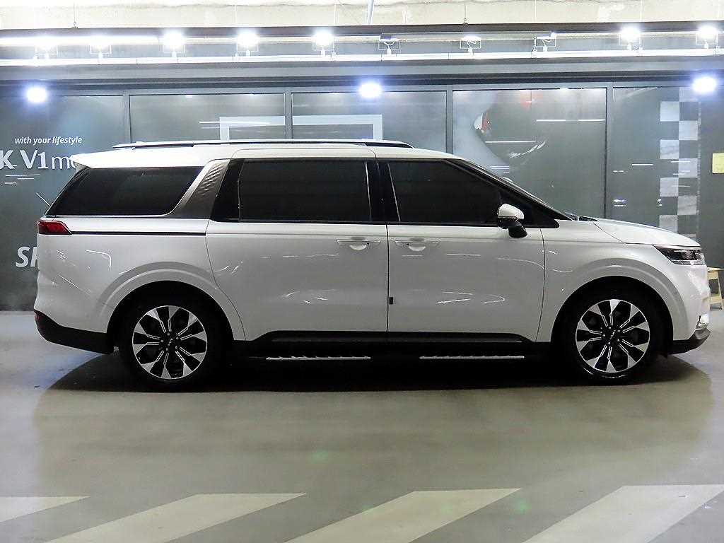 KIA Carnival - Vista 3