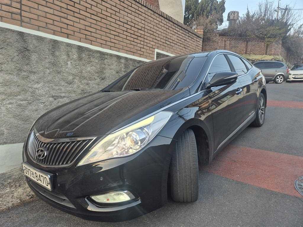 HYUNDAI Grandeur 2014 Negro - Importación desde Corea - HF Imports Iquique - Foto 1