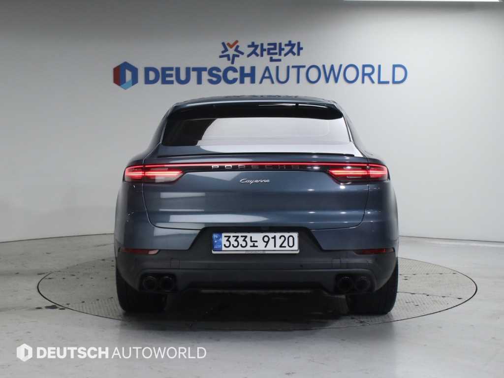 Porsche Cayenne - Vista 4