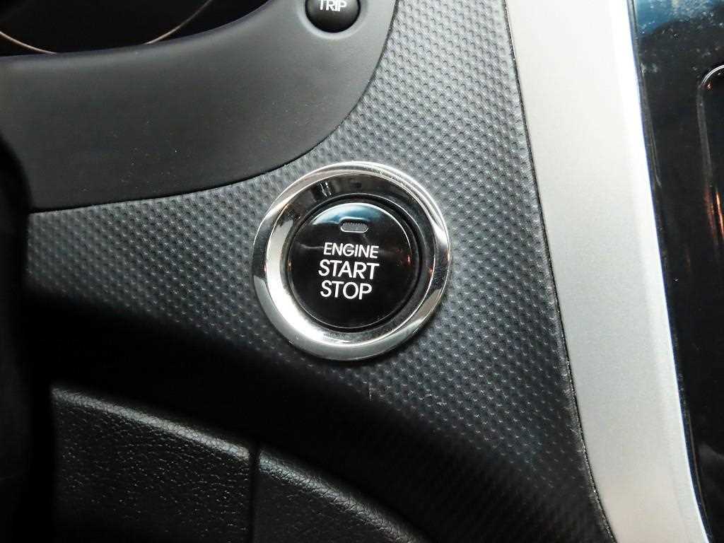 HYUNDAI Accent 2015 Blanco - Importación desde Corea - HF Imports Iquique - Foto 17