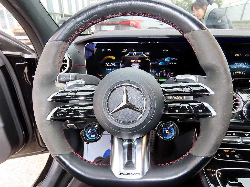 Mercedes Benz E class - Vista 8