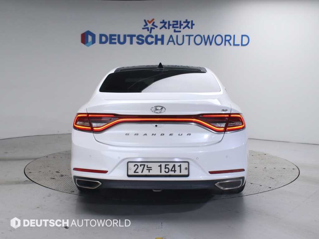 HYUNDAI Grandeur - Vista 4