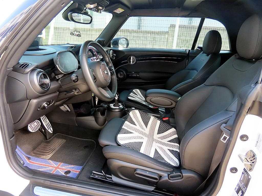 Mini Cooper Convertible - Vista 9