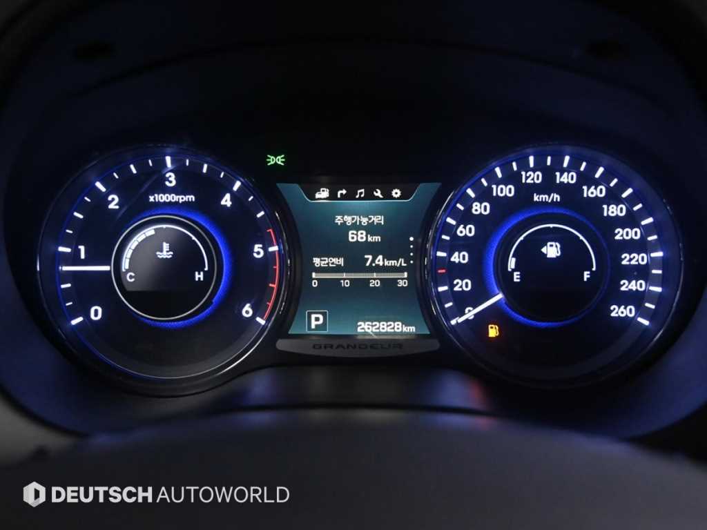 HYUNDAI Grandeur - Vista 8