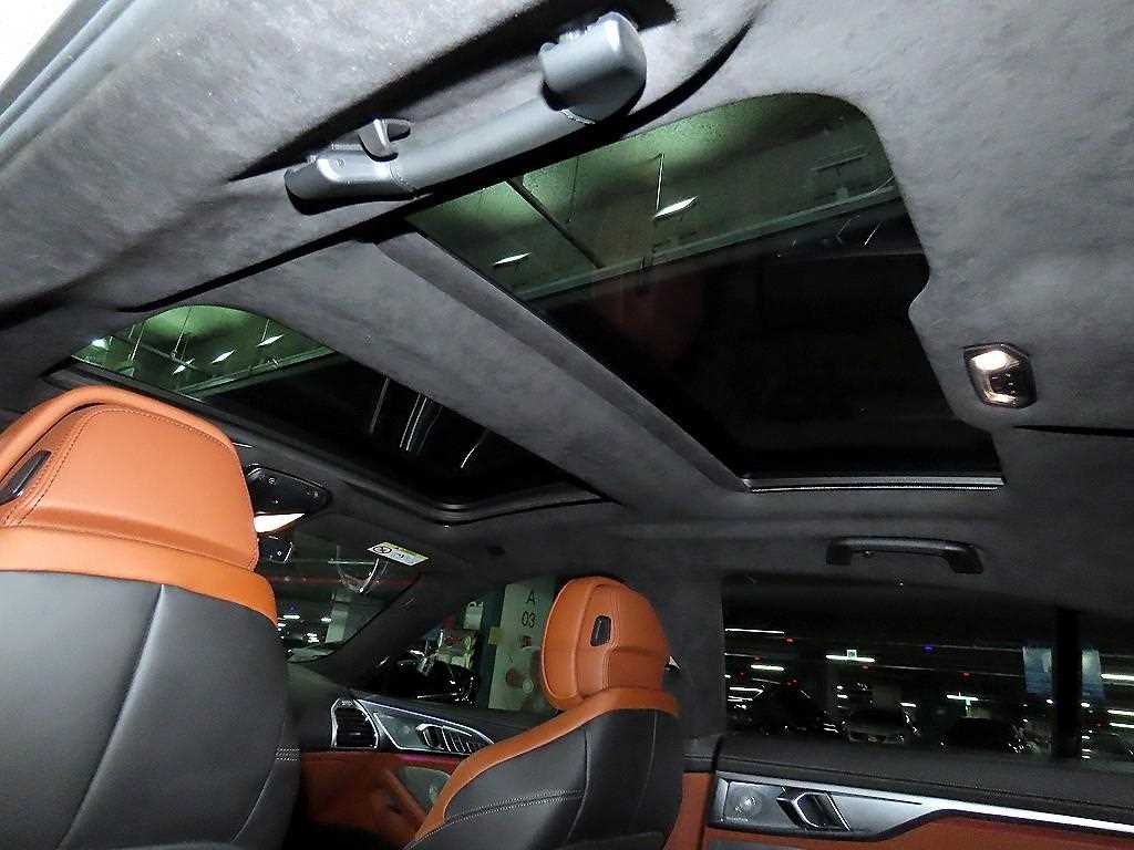 BMW 8 Series 2021 Negro - Importación desde Corea - HF Imports Iquique - Foto 16