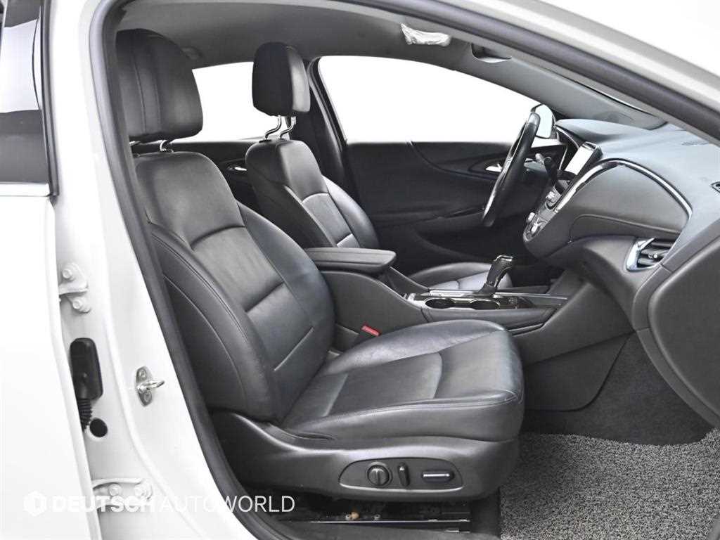 Chevrolet Malibu - Vista 10