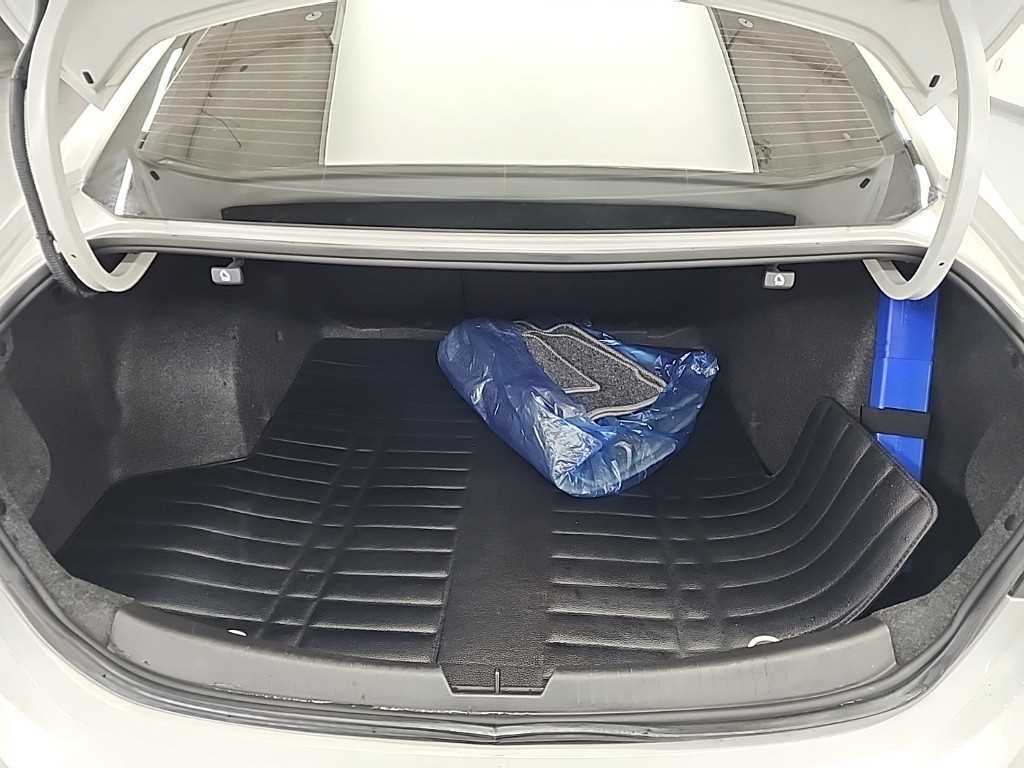 Chevrolet Malibu 2019 Blanco - Importación desde Corea - HF Imports Iquique - Foto 19