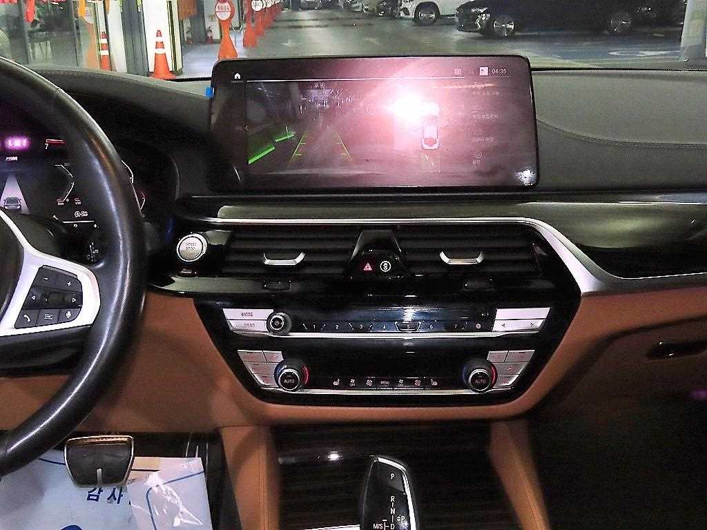 BMW 5 Series - Vista 11