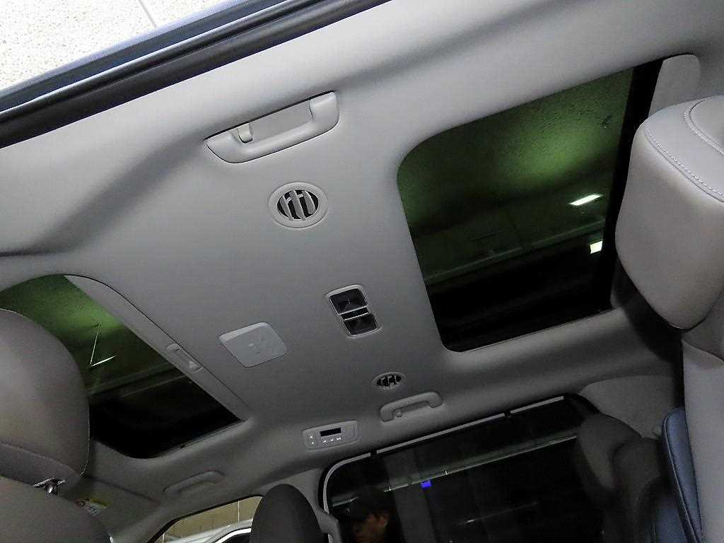 KIA Carnival 2025 Blanco - Importación desde Corea - HF Imports Iquique - Foto 15