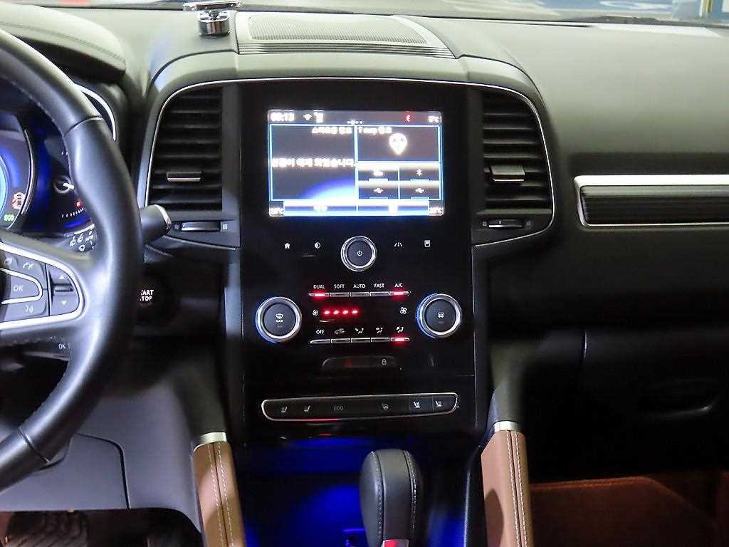 SAMSUNG QM6 - Vista 11