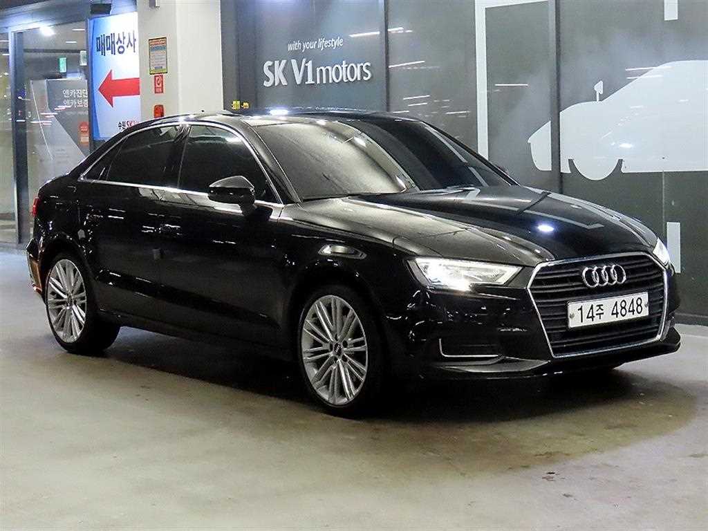 Audi A3 2018 Negro - Importación desde Corea - HF Imports Iquique - Foto 1