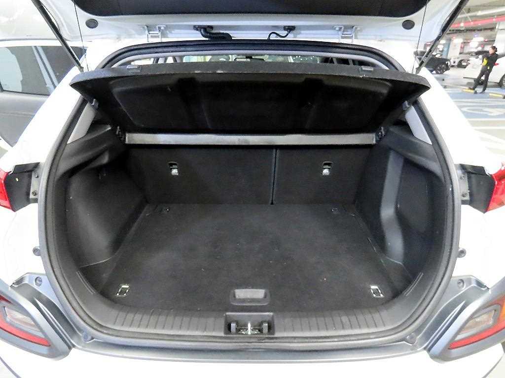 HYUNDAI Kona 2019 Blanco - Importación desde Corea - HF Imports Iquique - Foto 18