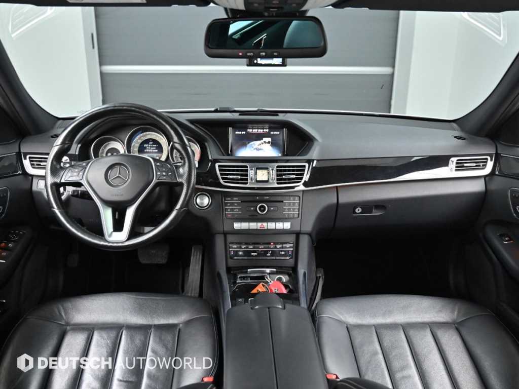 Mercedes Benz E class - Vista 7