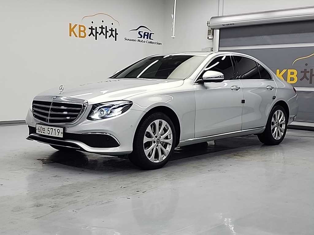 Mercedes Benz E class 2018 Plateado - Importación desde Corea - HF Imports Iquique - Foto 1