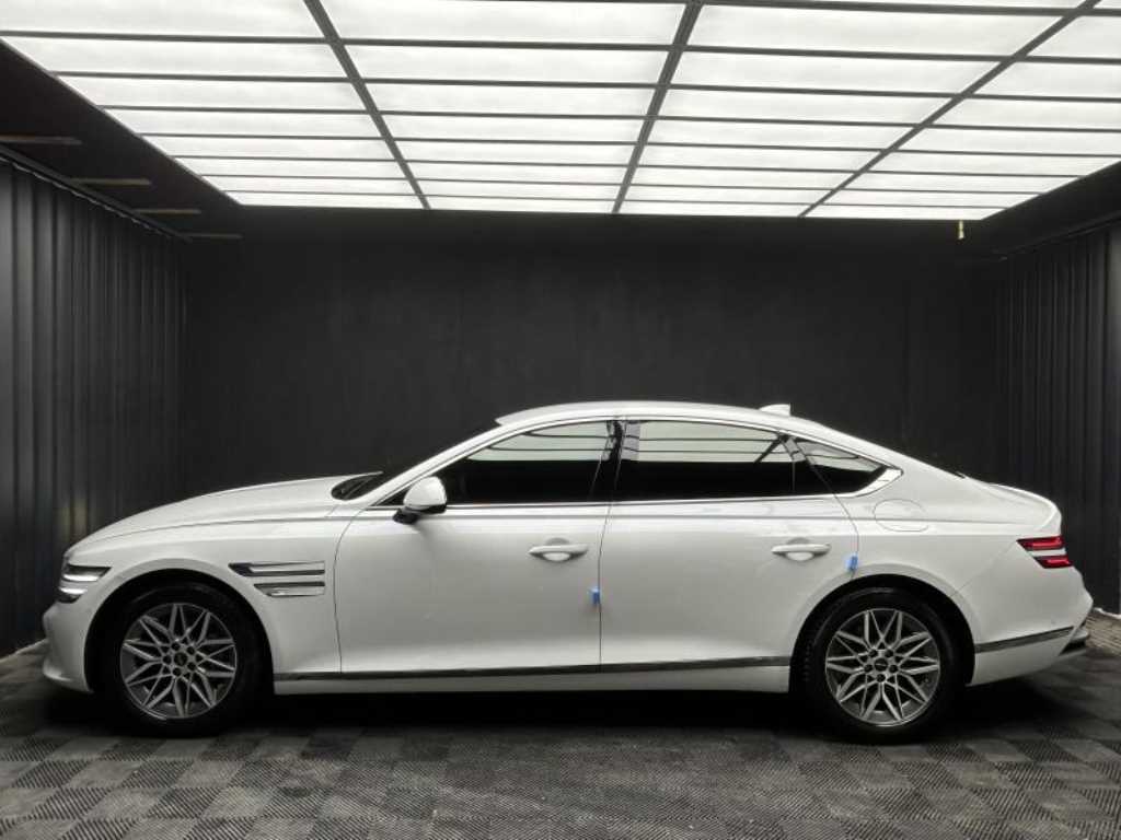 Genesis G80 - Vista 3