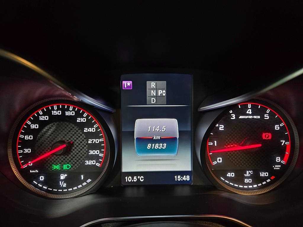 Mercedes Benz C Class - Vista 8