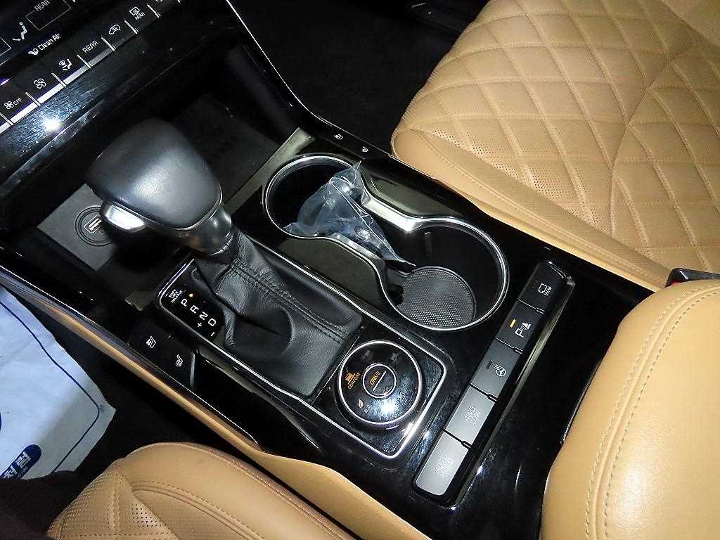 KIA Mohave - Vista 12